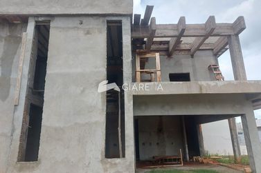 Sobrado &agrave; venda - 239m&sup2; - JARDIM PANCERA