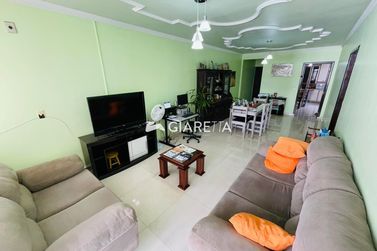Apartamento &agrave; venda - 137m&sup2; - CENTRO
