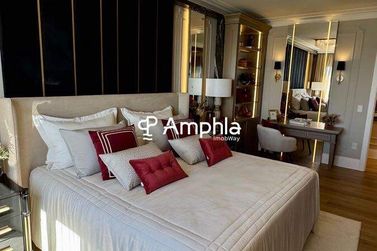 Apartamento &agrave; venda - 320m&sup2; - Centro
