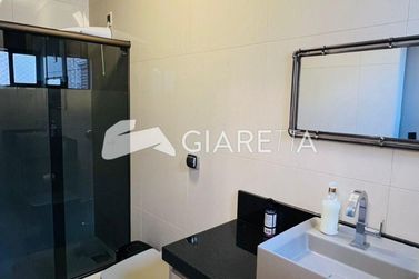 Sobrado &agrave; venda - 255m&sup2; - JARDIM LA SALLE