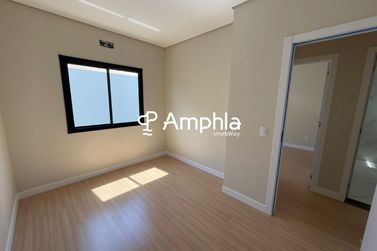 Sobrado &agrave; venda - 114m&sup2; - Vila Industrial