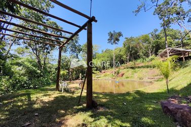 Ch&aacute;cara &agrave; venda - 20000m&sup2; - QUATRO PONTES