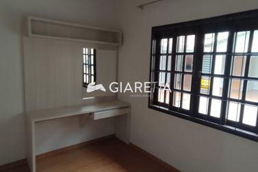 Casa para alugar - 180m&sup2; - JARDIM PANCERA