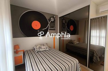 Apartamento &agrave; venda - 230m&sup2; - Centro