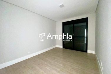 Apartamento &agrave; venda - 204m&sup2; - Centro