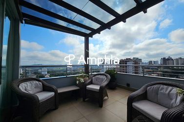 Apartamento &agrave; venda - 220m&sup2; - Centro