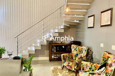 Sobrado &agrave; venda - 173m&sup2; - Recanto Tropical