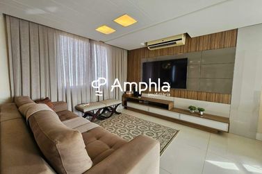 Apartamento &agrave; venda - 220m&sup2; - Centro