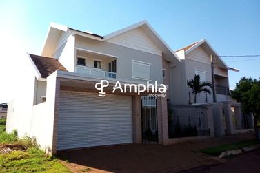 Sobrado &agrave; venda - 175m&sup2; - Centro