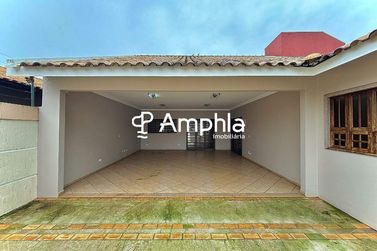 Casa &agrave; venda - 285m&sup2; - Recanto Tropical