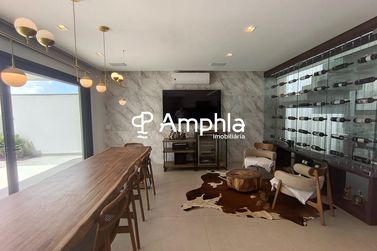Sobrado &agrave; venda - 400m&sup2; - Recanto Tropical
