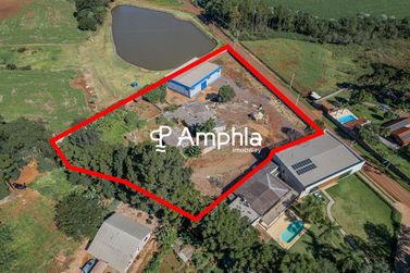Ch&aacute;cara &agrave; venda - 7760m&sup2; - Santa Felicidade