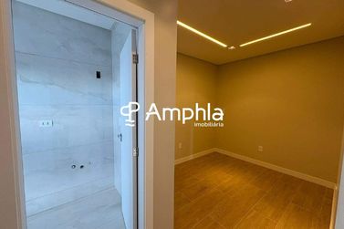 Sobrado &agrave; venda - 294m&sup2; - Cascavel Velho