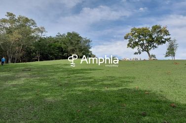 Ch&aacute;cara &agrave; venda - 121000m&sup2; - &Aacute;rea Rural