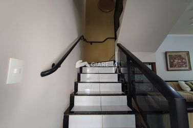 Sobrado &agrave; venda - 135m&sup2; - JARDIM GISELA