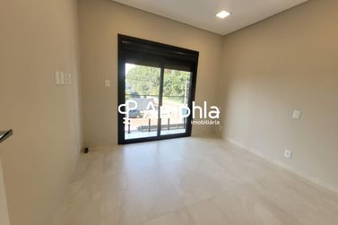 Sobrado &agrave; venda - 158m&sup2; - Recanto Tropical