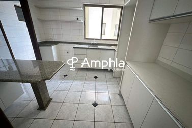Apartamento &agrave; venda - 113m&sup2; - Centro