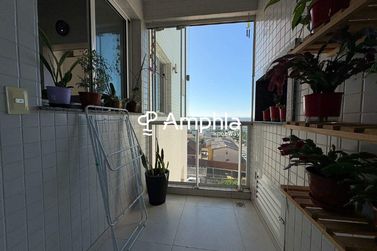 Apartamento &agrave; venda - 85m&sup2; - Centro