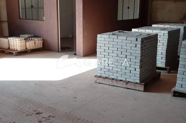Ponto Comercial para alugar - 630m&sup2; - ZONA RURAL