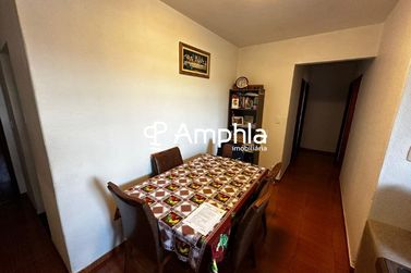 Apartamento &agrave; venda - 74m&sup2; - Centro