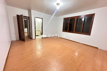 Casa &agrave; venda - 300m&sup2; - CENTRO