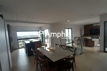Apartamento &agrave; venda - 220m&sup2; - Centro