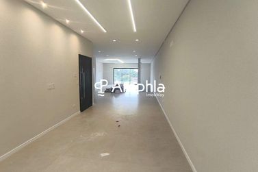 Sobrado &agrave; venda - 306m&sup2; - Maria Luiza