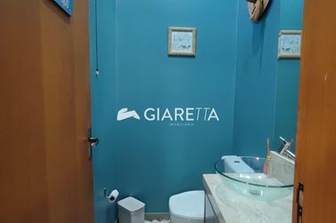 Sobrado &agrave; venda - 180m&sup2; - JARDIM TOCANTINS