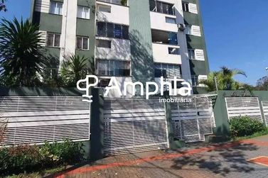 Apartamento &agrave; venda - 83m&sup2; - Centro