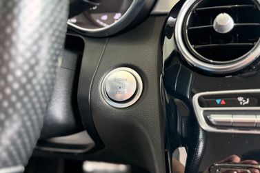 Mercedes-Benz C-180