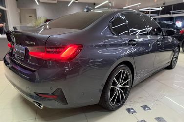BMW 320iA