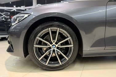 BMW 320iA