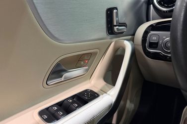Mercedes-Benz A
