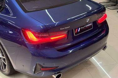 BMW 320iA