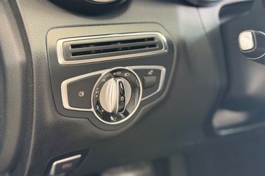 Mercedes-Benz C-180