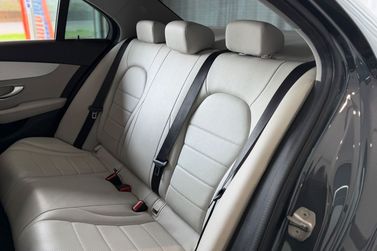 Mercedes-Benz C-180