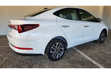 Hyundai HB20S