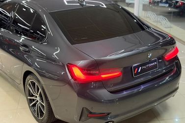 BMW 320iA
