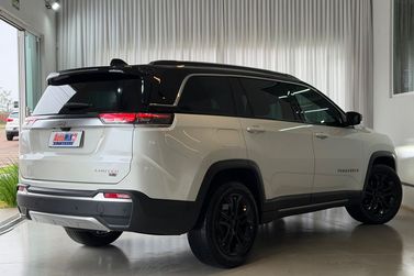 Jeep Commander