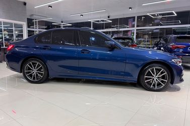 BMW 320iA