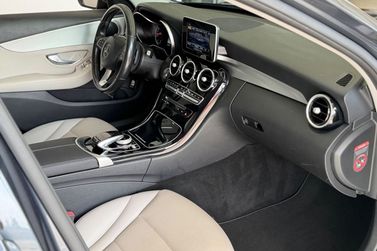 Mercedes-Benz C-180