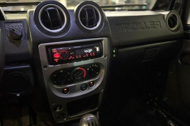 Troller T-4