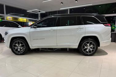 Jeep Commander