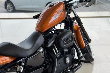 HARLEY-DAVIDSON XL