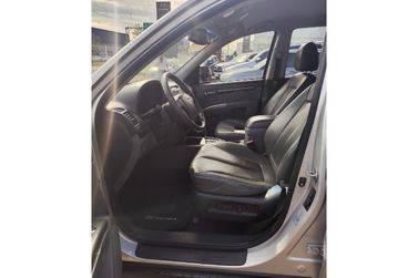 Hyundai Santa