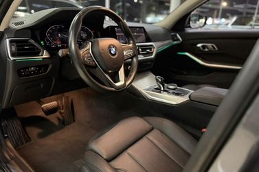 BMW 320iA