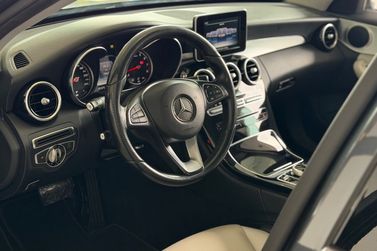 Mercedes-Benz C-180