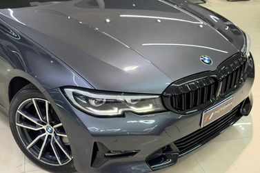 BMW 320iA