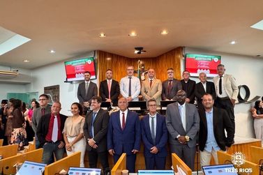 Jonas Dico e Liliu tomam posse na Prefeitura de Tr&ecirc;s Rios