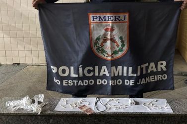 Homem &eacute; preso com 83 pedras de crack no bairro Tri&acirc;ngulo